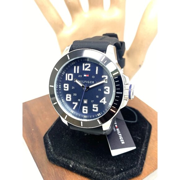 Tommy Hilfiger Men's Watch 1791661 Quartz Blue Dial Black Rubber Strap 46mm - Picture 1 of 14